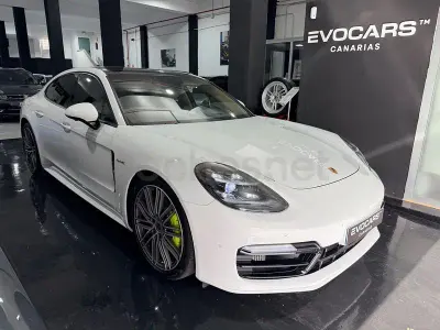 Usado Porsche Panamera 4 Executive 462 CV (339 kW) 2018 Blanco Utilitario