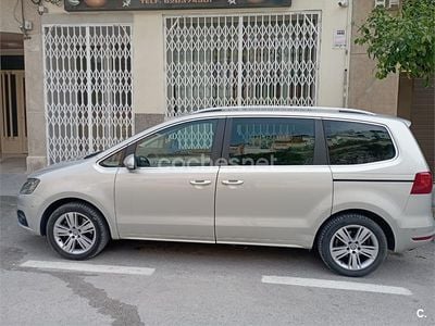 Usado Seat Alhambra Reference 140 CV (102 kW) 2013 Gris / plata Monovolumen