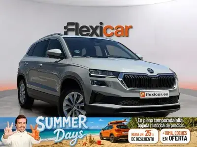 Usado Skoda Karoq 150 CV (110 kW) 2024 Gris SUV