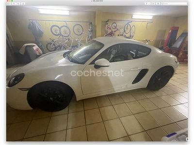 Porsche 718 Cayman