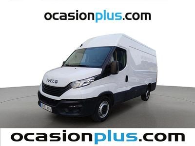 Usado Iveco Daily 156 CV (114 kW) 2023 Blanco Familiar