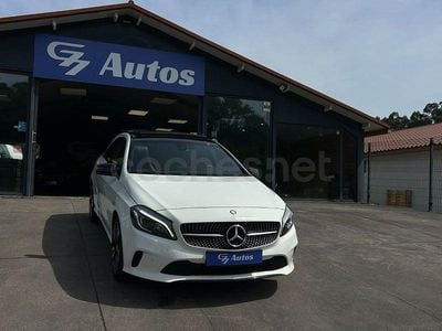 Begagnad Mercedes A200 Urban 136 HK (100 kW) 2015 Vit Sedan