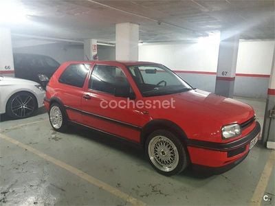 Usado VW Golf III Edition 115 CV (84 kW) 1996 Rojo Berlina