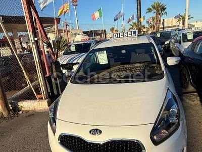 Blanco Usado 2015 Kia Carens Monovolumen | 9690 € (Precio justo)