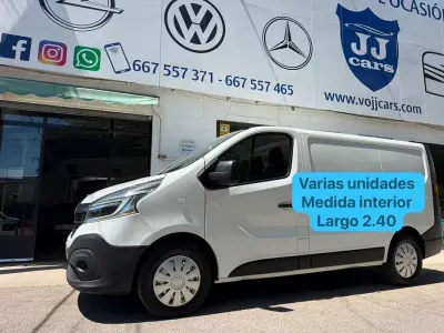 Usado Renault Trafic 120 CV (88 kW) 2020 Blanco Monovolumen