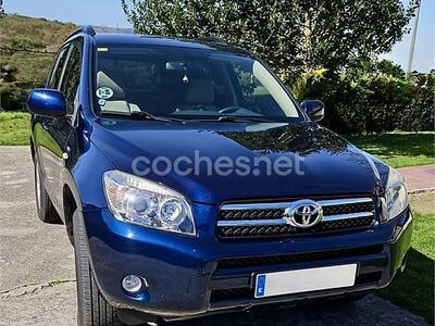 Usado Toyota RAV4 Sol 136 CV (100 kW) 2007 Azul SUV