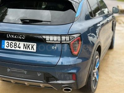 Usado Lynk & Co 01 261 CV (191 kW) 2022 Azul SUV