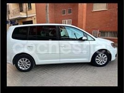 Usado VW Touran Advance 105 CV (77 kW) 2015 Blanco Monovolumen