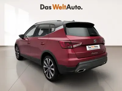 Usado Seat Arona FR 115 CV (84 kW) 2025 Rojo SUV