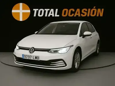 Brugt VW Golf VIII 110 HK (80 kW) 2022 Hvid Sedan