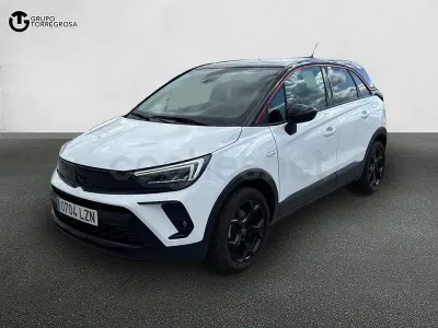 Usado Opel Crossland GS Line 110 CV (80 kW) 2022 Blanco SUV