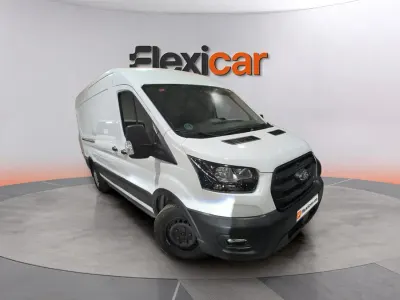 Usado Ford Transit Trend 131 CV (96 kW) 2023 Blanco Van