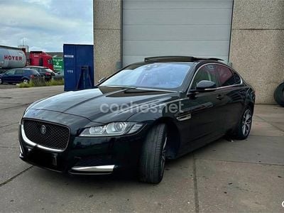 Usado Jaguar XF Portfolio 300 CV (220 kW) 2016 Negro Berlina