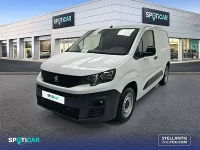 Usado Peugeot Partner 103 CV (75 kW) 2023 Blanco Monovolumen