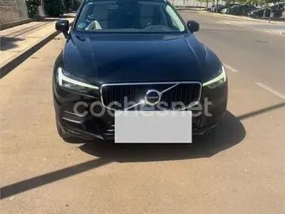 Usado Volvo XC60 Momentum 197 CV (144 kW) 2021 Negro SUV
