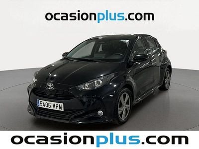Usado Toyota Yaris Hybrid Active 116 CV (85 kW) 2024 Negro Utilitario