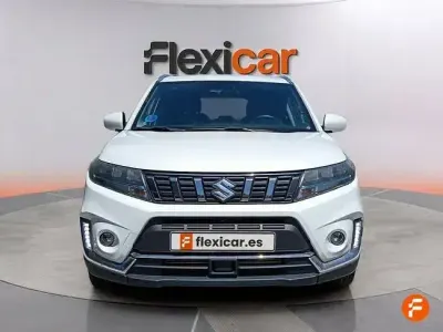 Usado Suzuki Vitara 129 CV (94 kW) 2023 Beige SUV