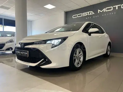 Usado Toyota Corolla Business Edition 122 CV (89 kW) 2022 Blanco Berlina