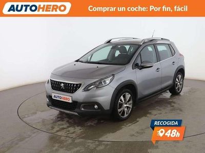 Usado Peugeot 2008 Allure 110 CV (80 kW) 2017 Gris SUV