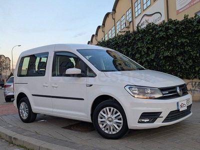 Usado VW Caddy Trendline 110 CV (80 kW) 2018 Blanco Monovolumen