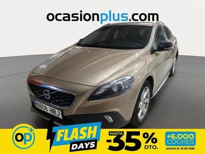 Usado Volvo V40 CC Momentum 115 CV (84 kW) 2013 Marrón Familiar