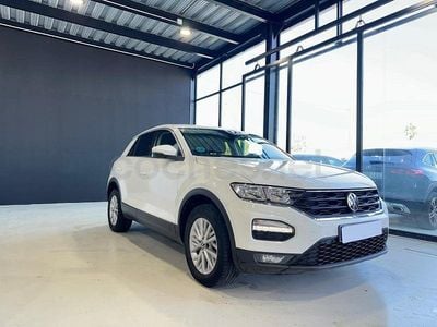 Begagnad VW T-Roc Advance 115 HK (84 kW) 2022 Vit SUV