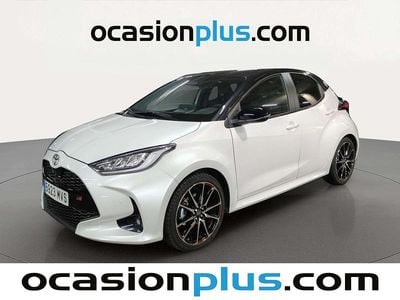 Usado Toyota Yaris Hybrid Plus 131 CV (96 kW) 2024 Blanco Utilitario