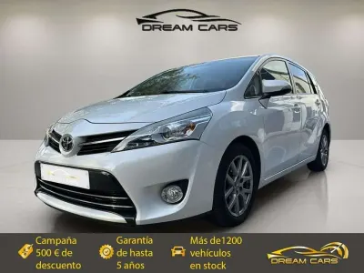 Usado Toyota Verso Advance 111 CV (81 kW) 2015 Blanco Monovolumen
