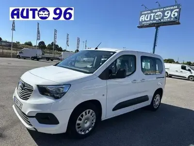Usado Opel Combo Edition+ 100 CV (73 kW) 2022 Blanco Monovolumen