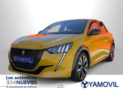 Usado Peugeot 208 GT-line 100 CV (73 kW) 2020 Amarillo Utilitario