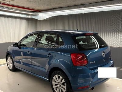 Azul Usado 2017 VW Polo Advance Berlina | 12.000 € (Precio justo)