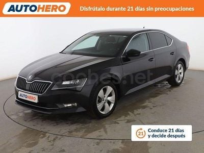 Usado Skoda Superb Ambition 150 CV (110 kW) 2017 Negro Berlina