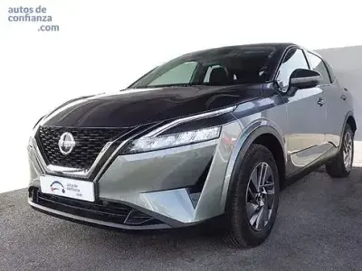 Usado Nissan Qashqai Acenta 140 CV (102 kW) 2025 Gris SUV
