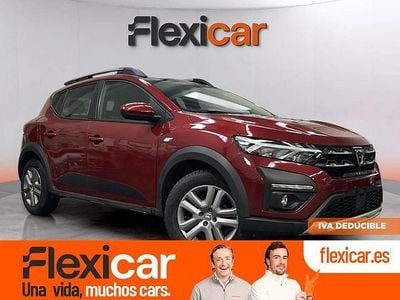 Usado Dacia Sandero Comfort 91 CV (66 kW) 2022 Rojo