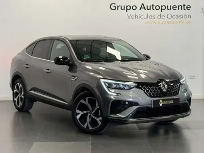 Usado Renault Arkana Techno 140 CV (102 kW) 2025 Gris SUV