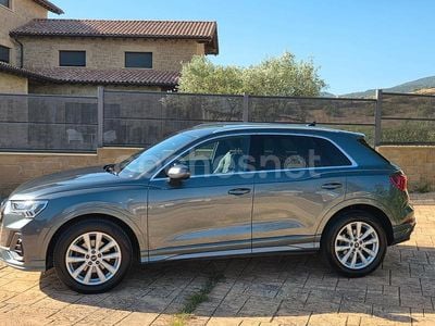 Usado Audi Q3 S-Line 150 CV (110 kW) 2021 Gris / plata SUV