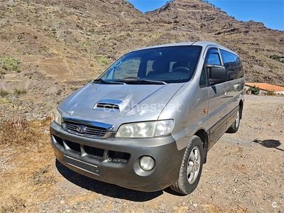 Usado Hyundai H-1 140 CV (102 kW) 2004 Gris / plata Monovolumen