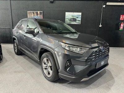 Usado Toyota RAV4 Hybrid Advance 218 CV (160 kW) 2022 Gris / plata SUV