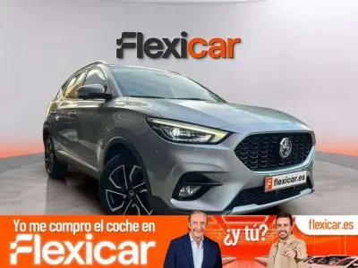 Usado MG ZS Luxury 111 CV (81 kW) 2023 Gris SUV