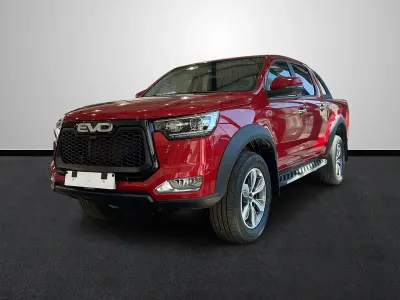 Nuevo EVO Cross 4 136 CV (100 kW) 2025 Rojo Pickup/Camioneta