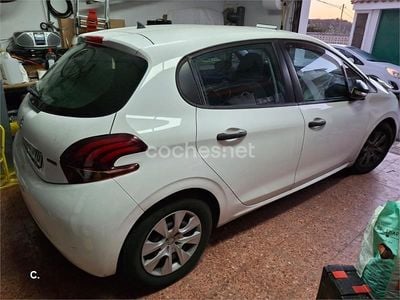 Usado Peugeot 208 Business-Line 75 CV (55 kW) 2016 Blanco Utilitario