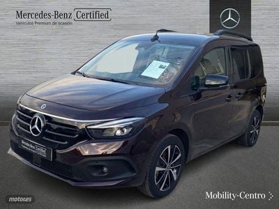 Rojo Usado 2023 Mercedes EQT200 Monovolumen | 28.490 €