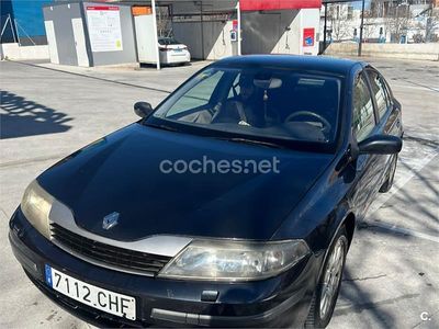 Usado Renault Laguna II Dynamique 120 CV (88 kW) 2003 Negro Berlina
