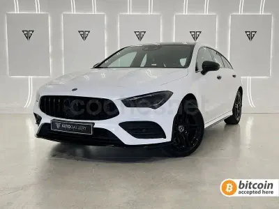 Usado Mercedes CLA250e Shooting Brake 218 CV (160 kW) 2022 Negro Familiar
