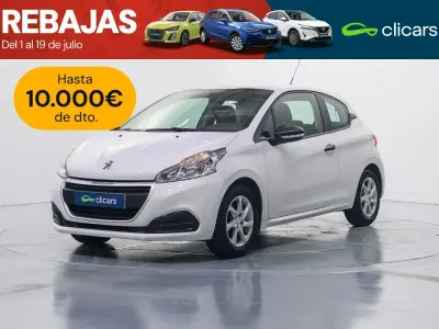 Usado Peugeot 208 Access 82 CV (60 kW) 2017 Blanco Utilitario