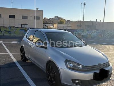 Usado VW Golf VI 105 CV (77 kW) 2010 Gris / plata Utilitario