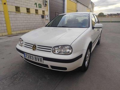 Blanco Usado 2002 VW Golf IV Highline Utilitario | 4000 € (Precio justo)