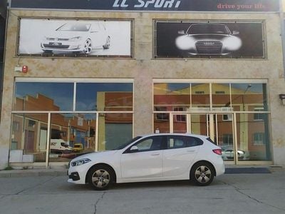 Usado BMW 116 116 CV (85 kW) 2021 Blanco Utilitario