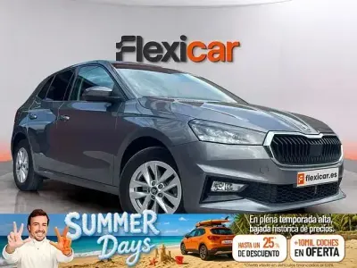 Usado Skoda Fabia Selection 115 CV (84 kW) 2025 Gris Utilitario
