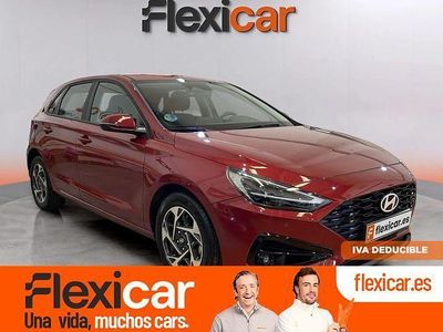 Usado Hyundai i30 120 CV (88 kW) 2024 Rojo Berlina